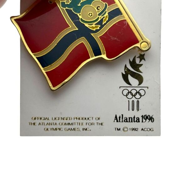Vintage 1996 Atlanta Olympics Norway Flag Izzy Mascot Pin - Picture 3 of 3
